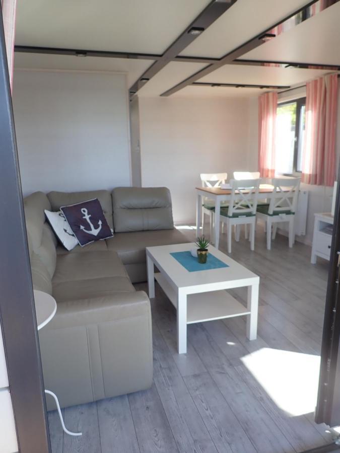 Ferienpark Suederstapel - Eiderlodge 3 Ngoại thất bức ảnh